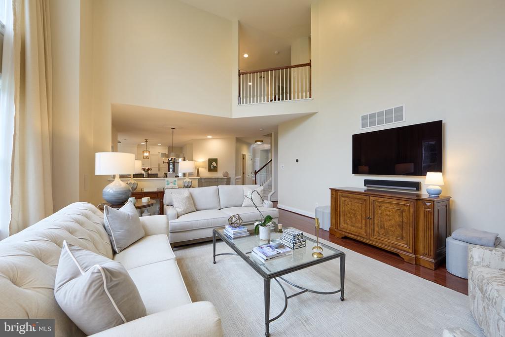 48 LILY POND LANE