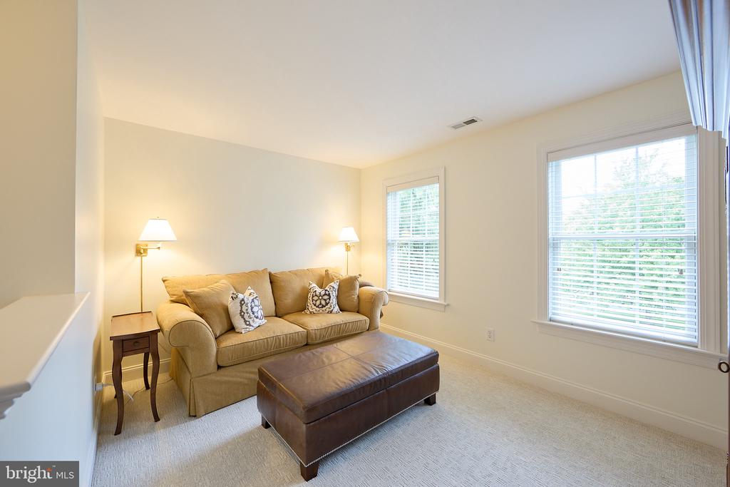48 LILY POND LANE