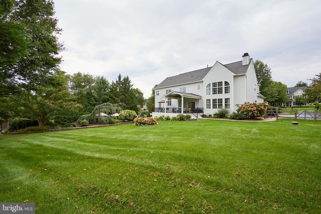 48 LILY POND LANE