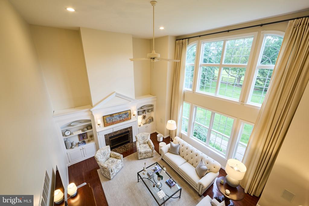 48 LILY POND LANE
