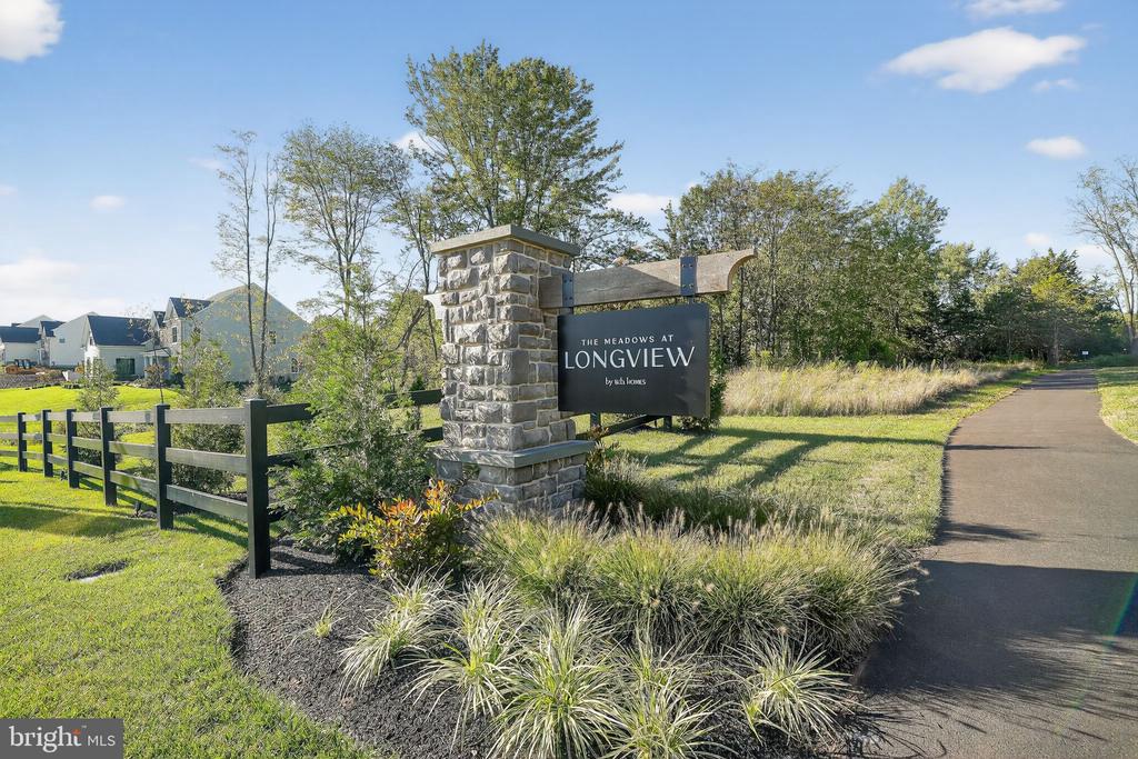 409 LONGVIEW DRIVE