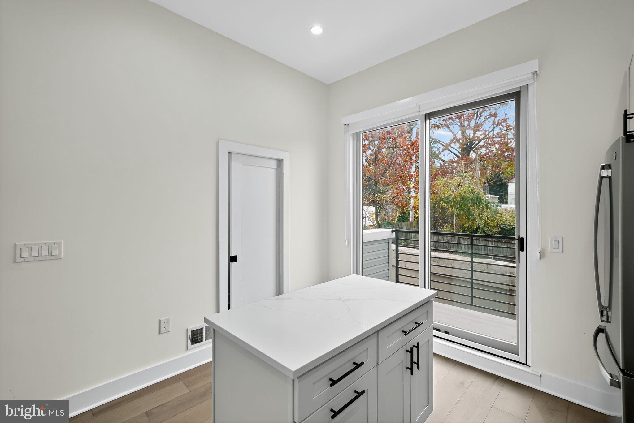 6522 MAGNOLIA STREET