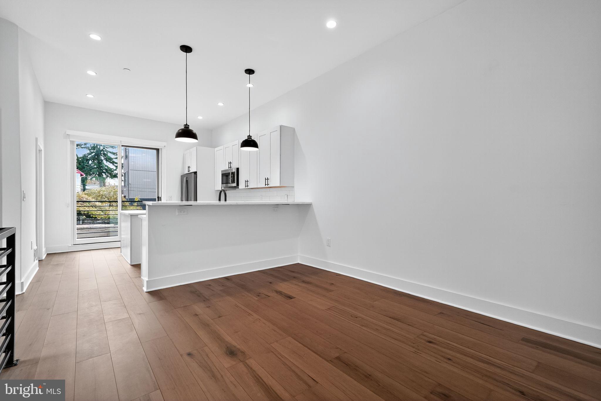 6522 MAGNOLIA STREET