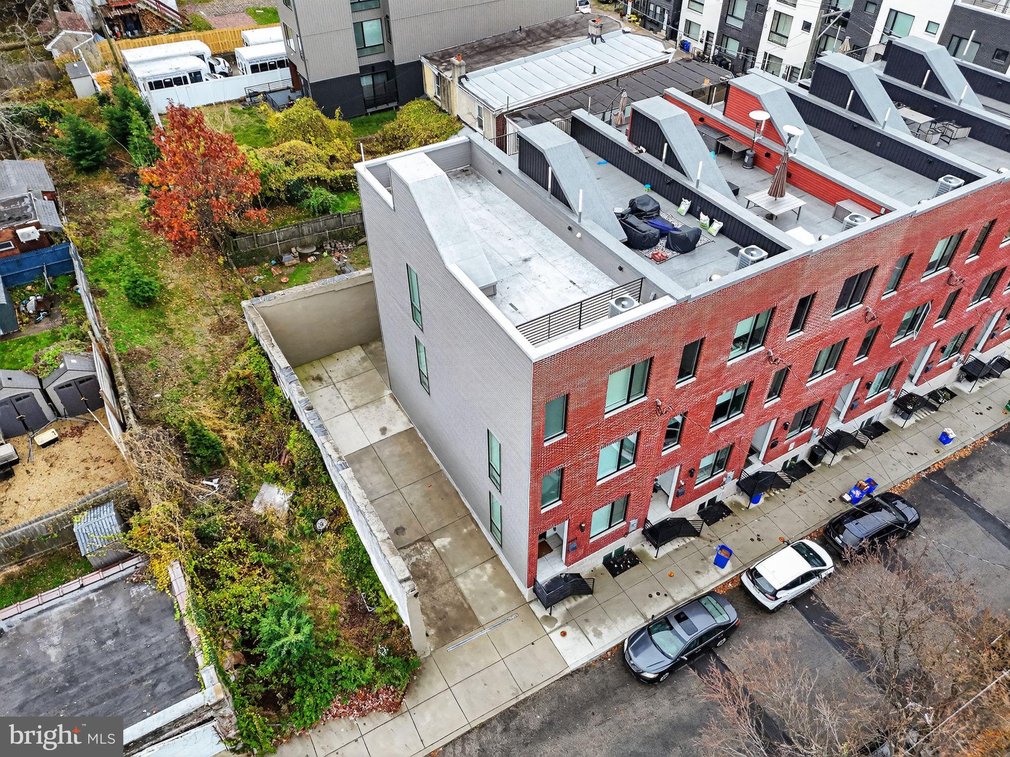 6522 MAGNOLIA STREET