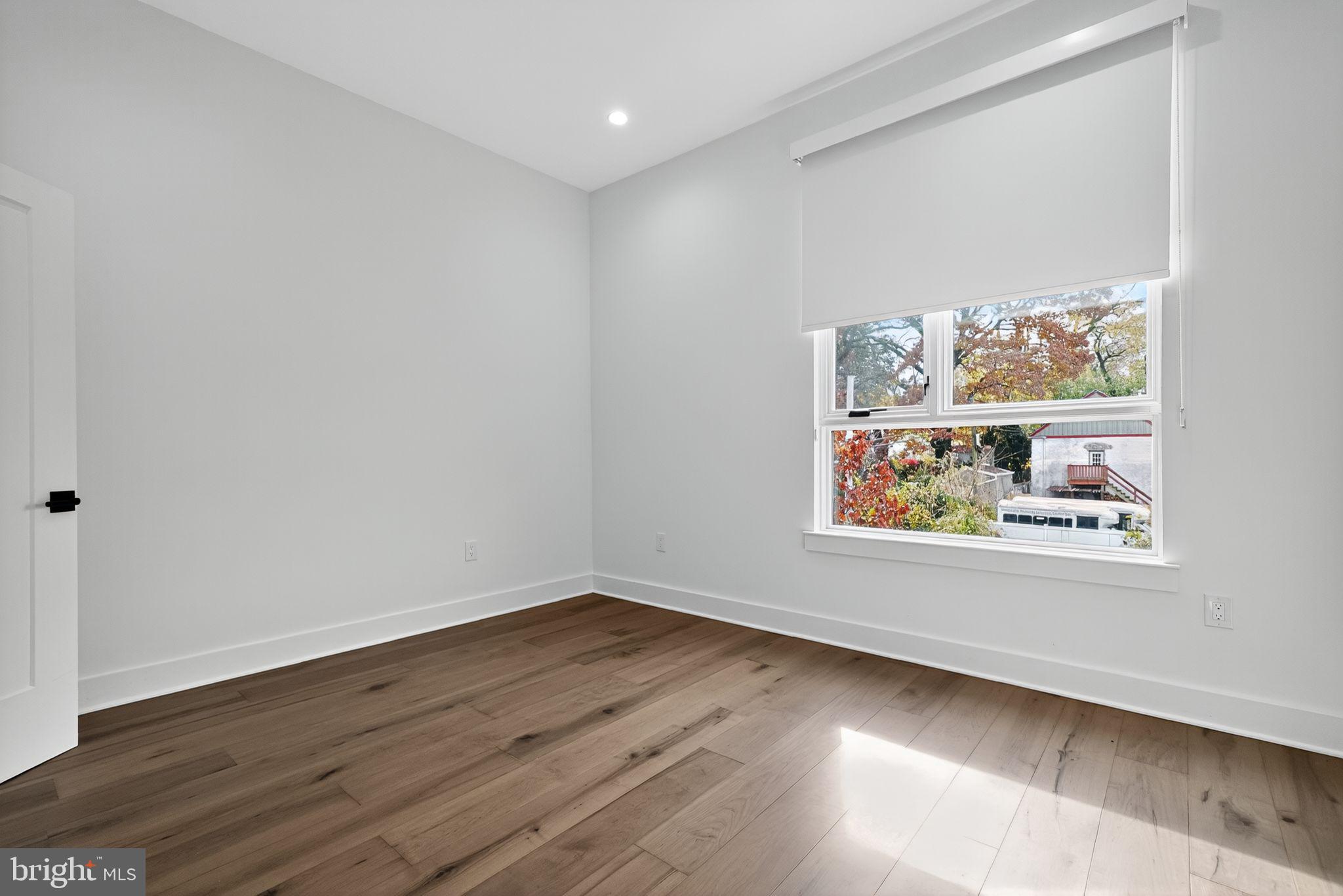 6522 MAGNOLIA STREET