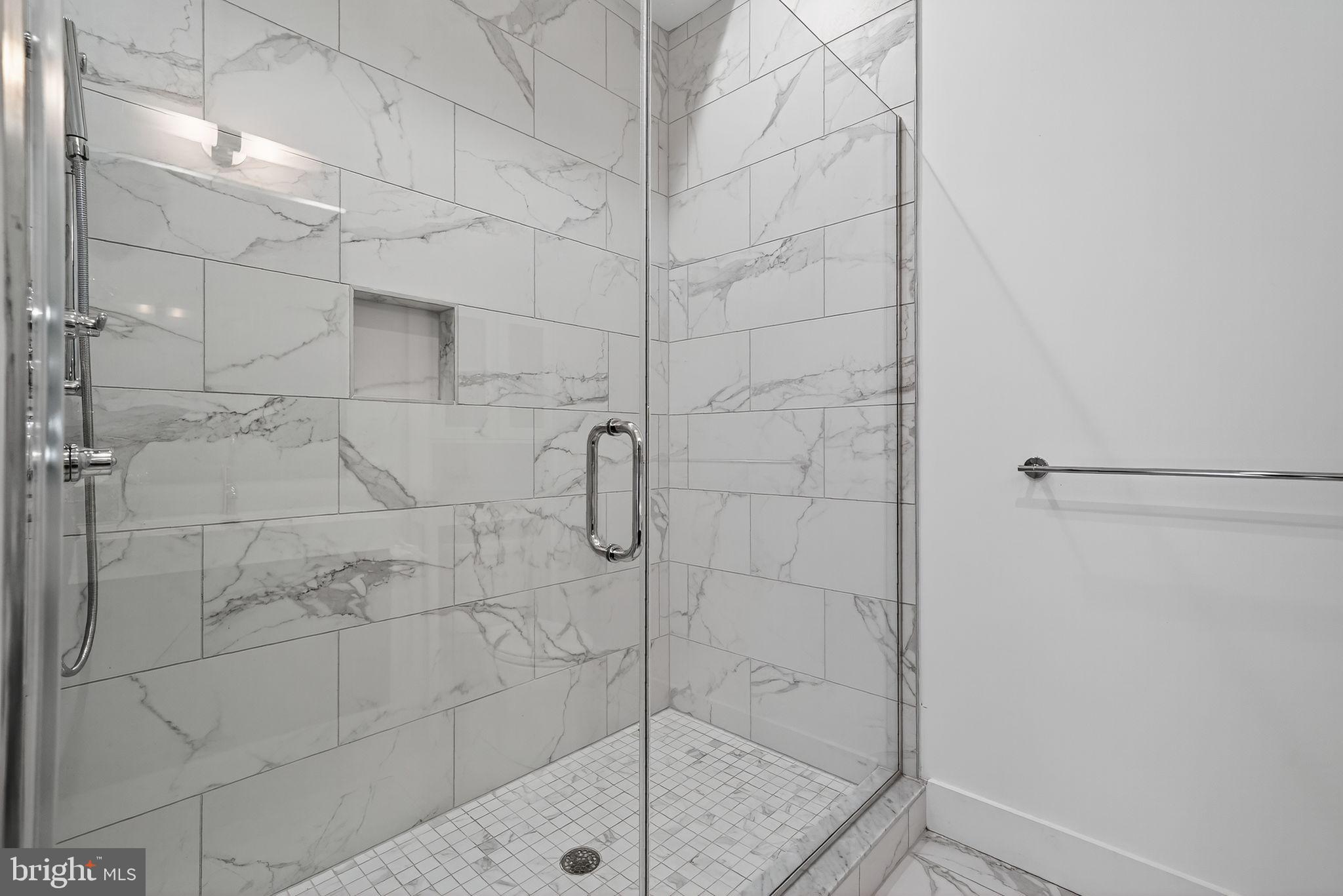 6522 MAGNOLIA STREET