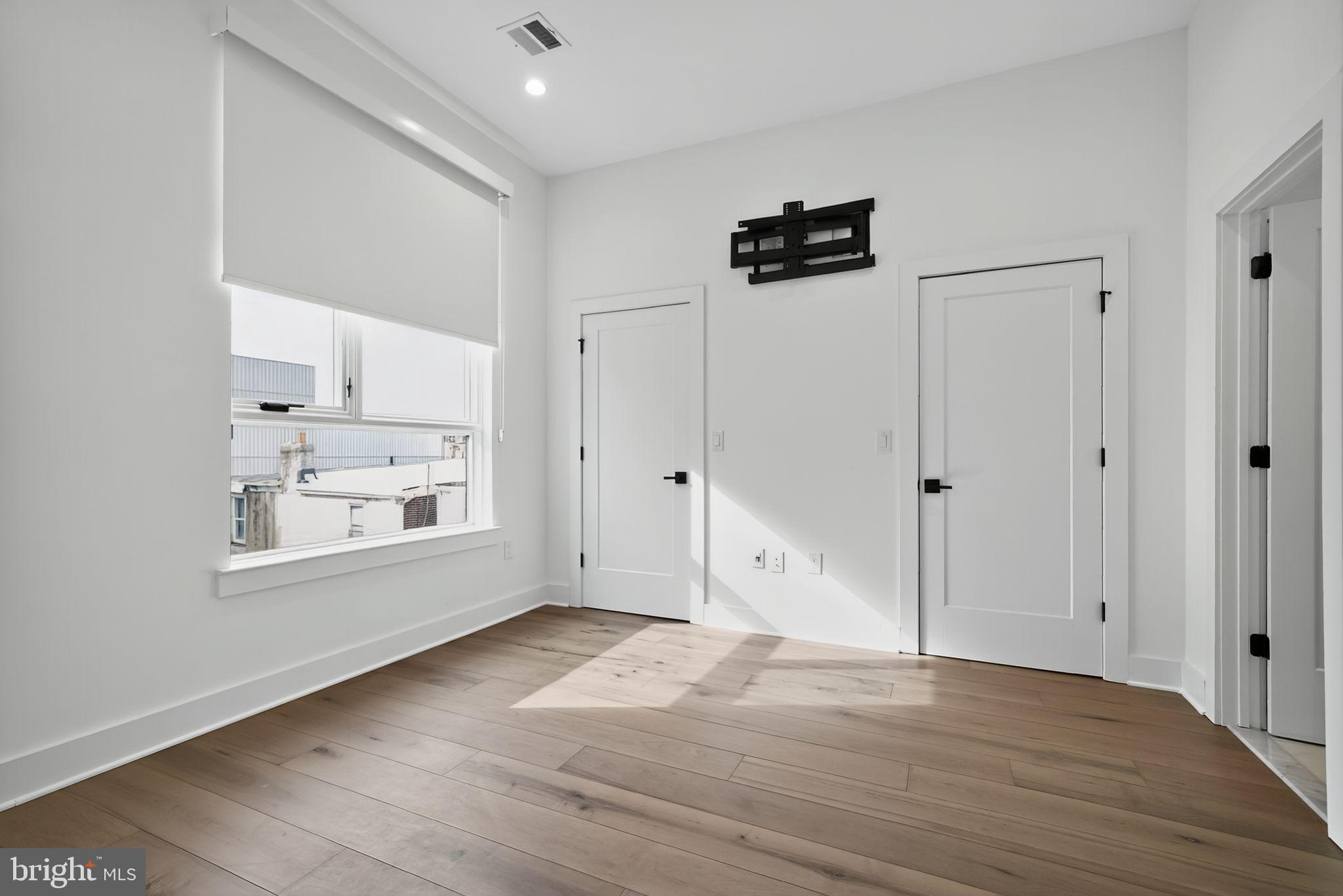 6522 MAGNOLIA STREET