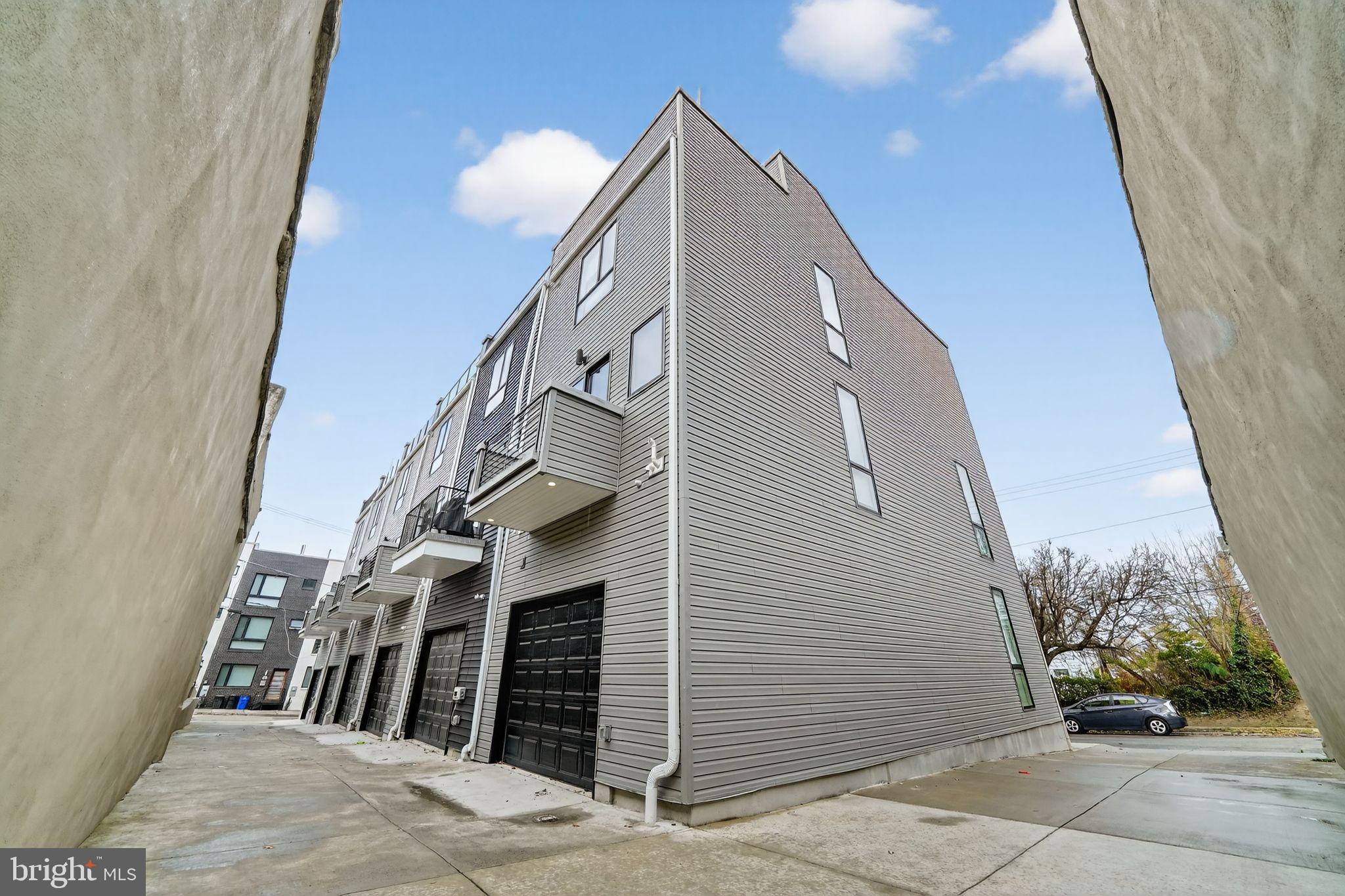 6522 MAGNOLIA STREET