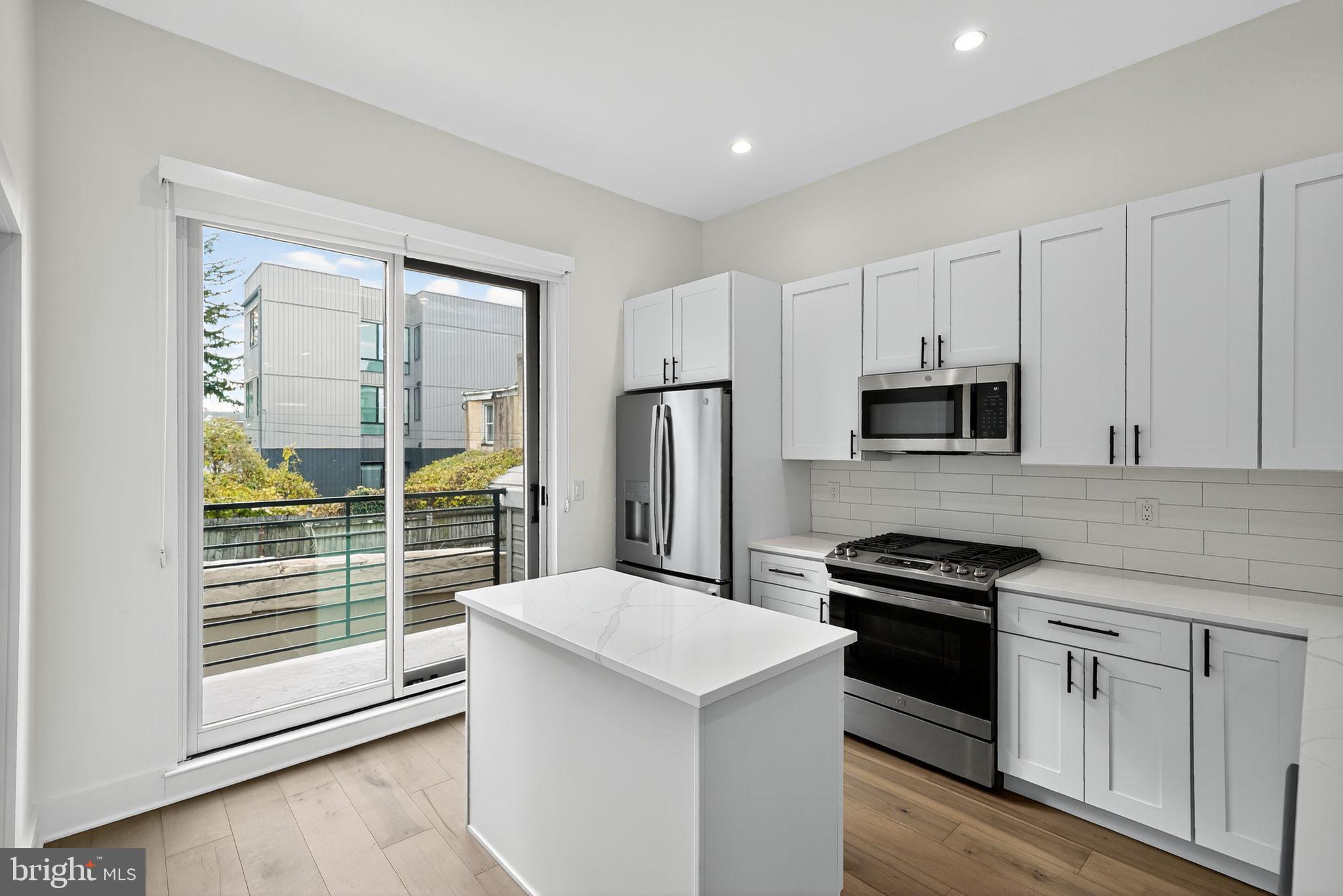 6522 MAGNOLIA STREET