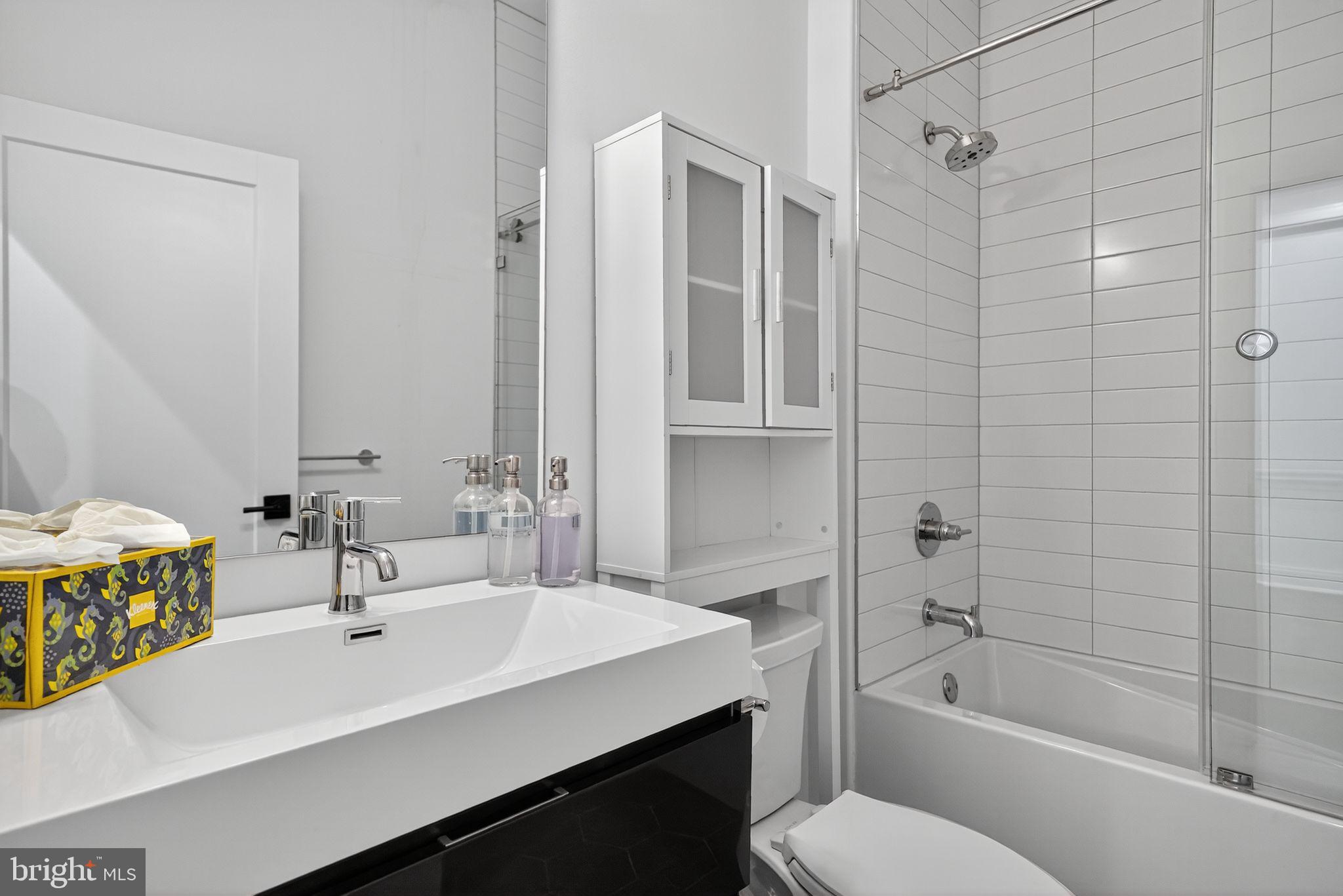 6522 MAGNOLIA STREET