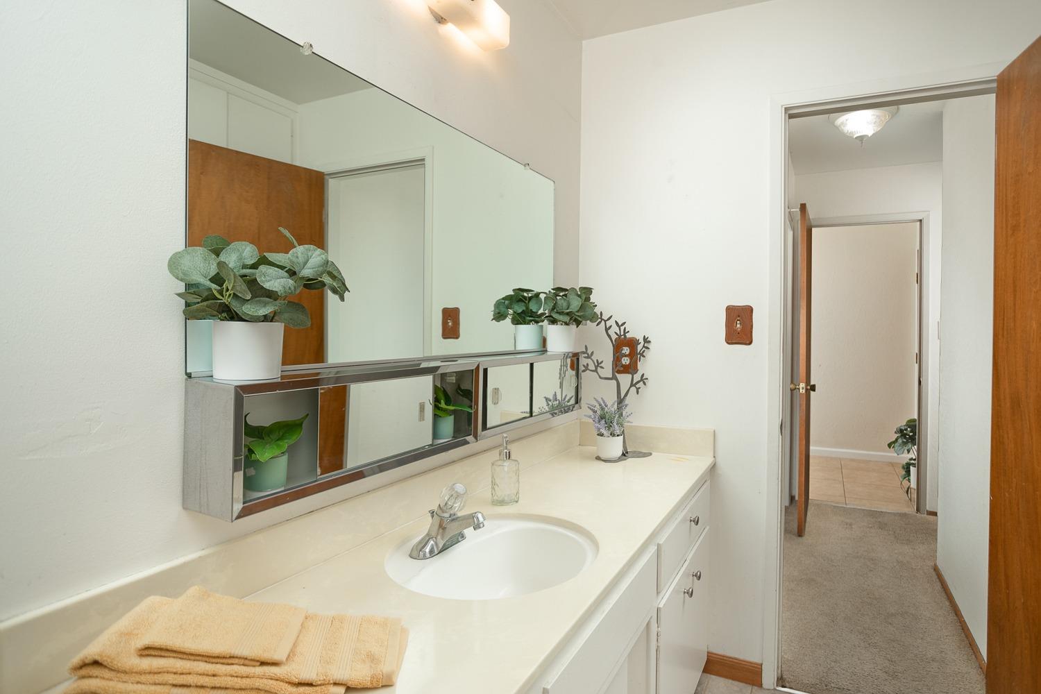 5009 Cowell Boulevard