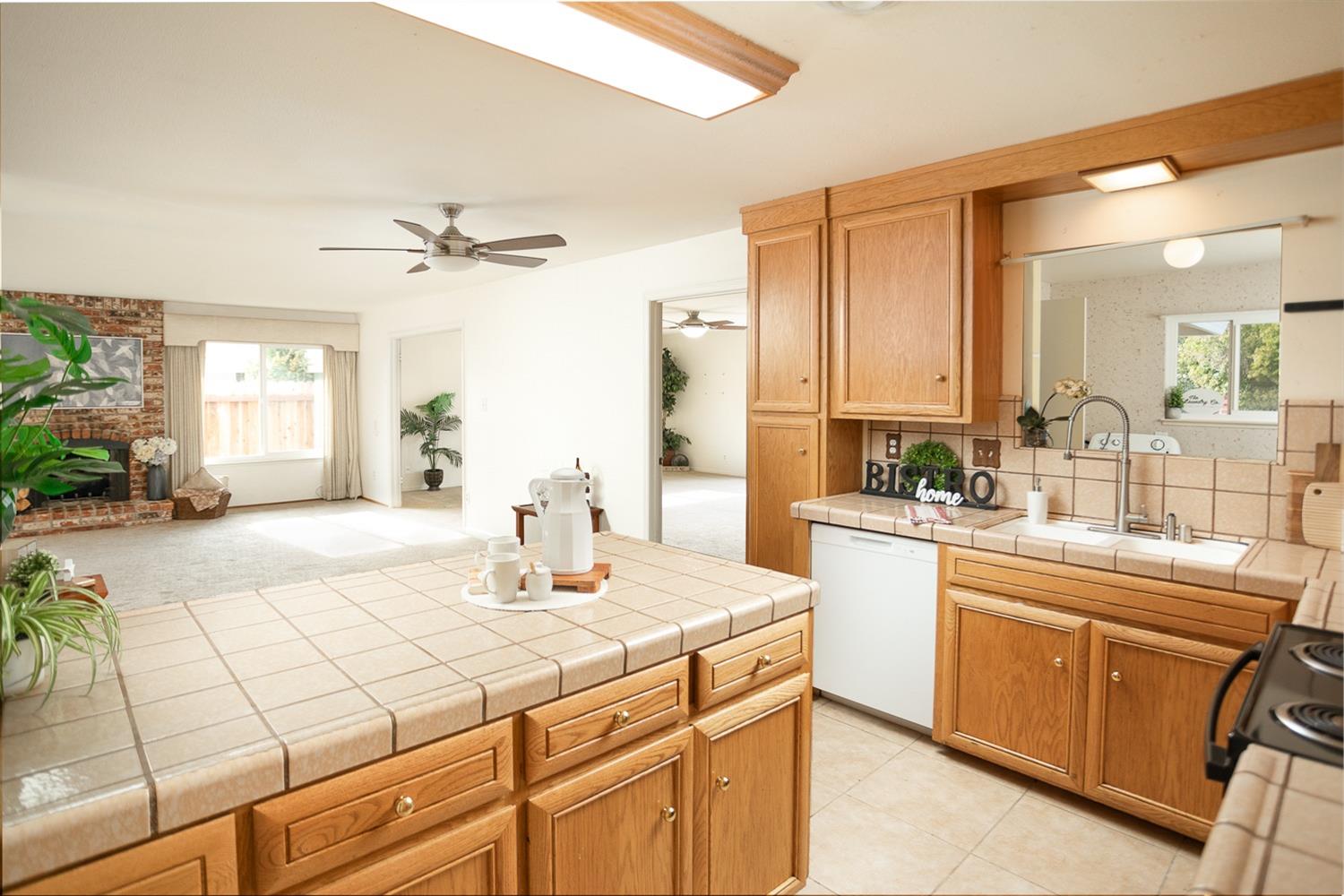 5009 Cowell Boulevard