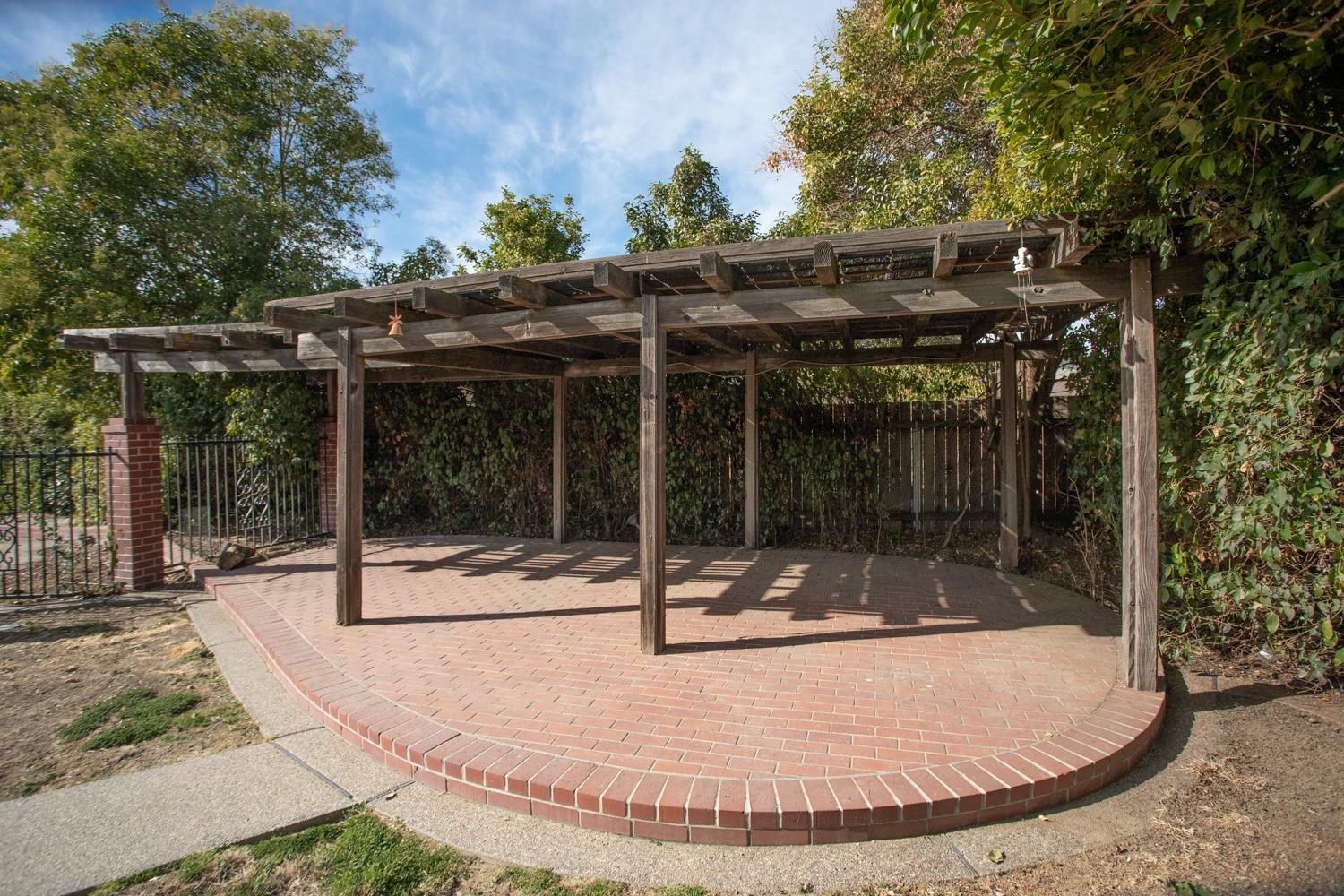 5009 Cowell Boulevard