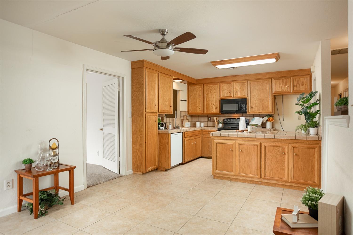 5009 Cowell Boulevard