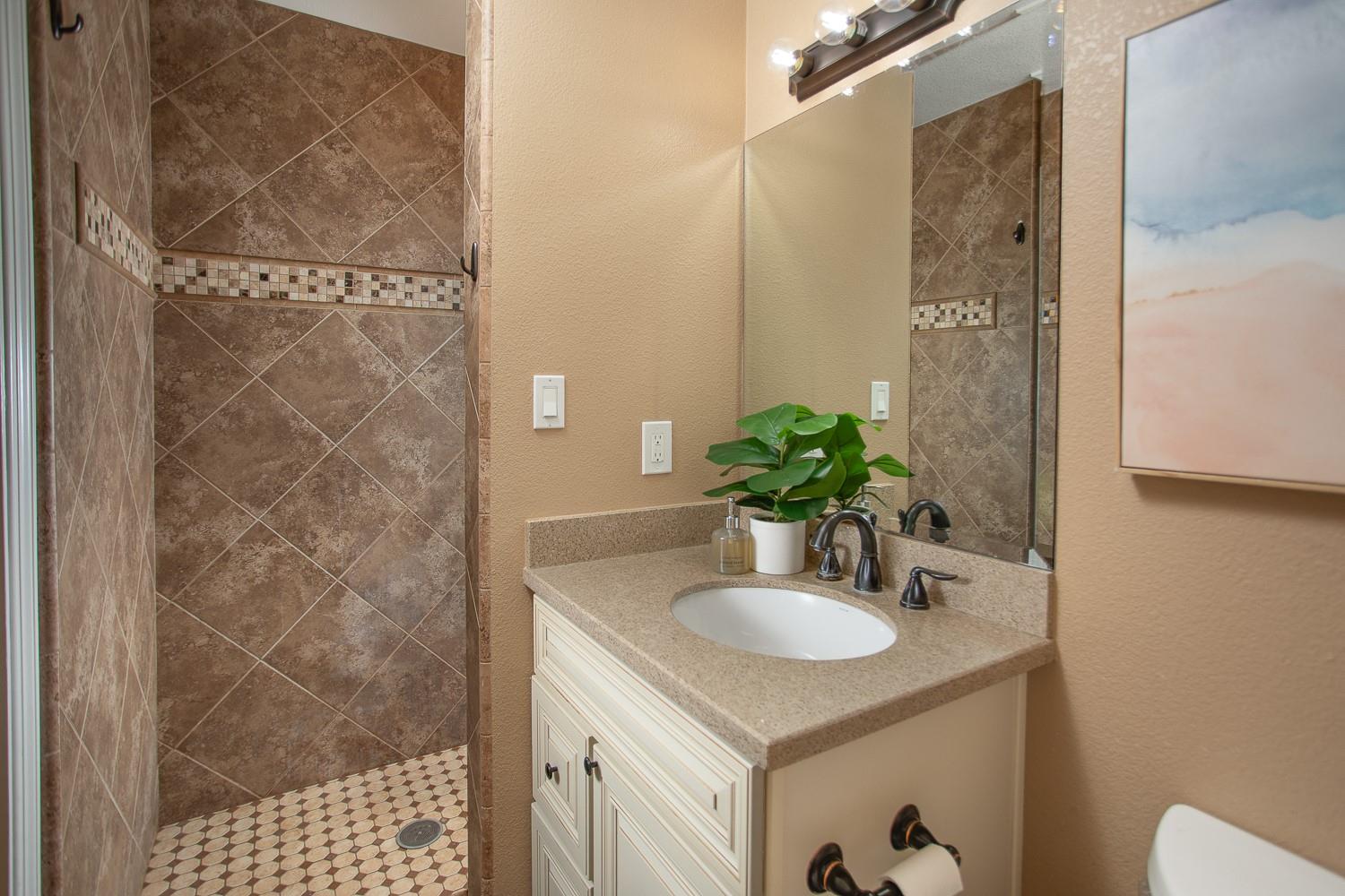 5024 Saddlewood Street