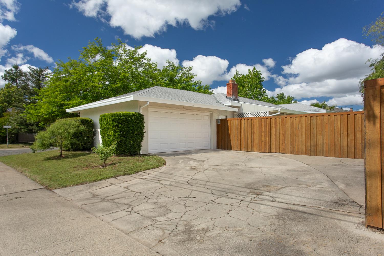 5024 Saddlewood Street