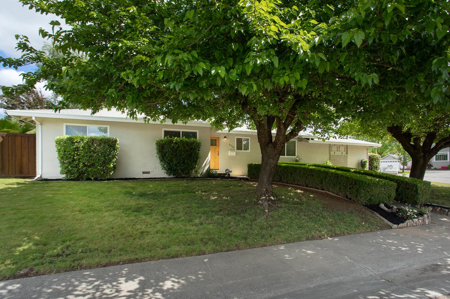 5024 Saddlewood Street