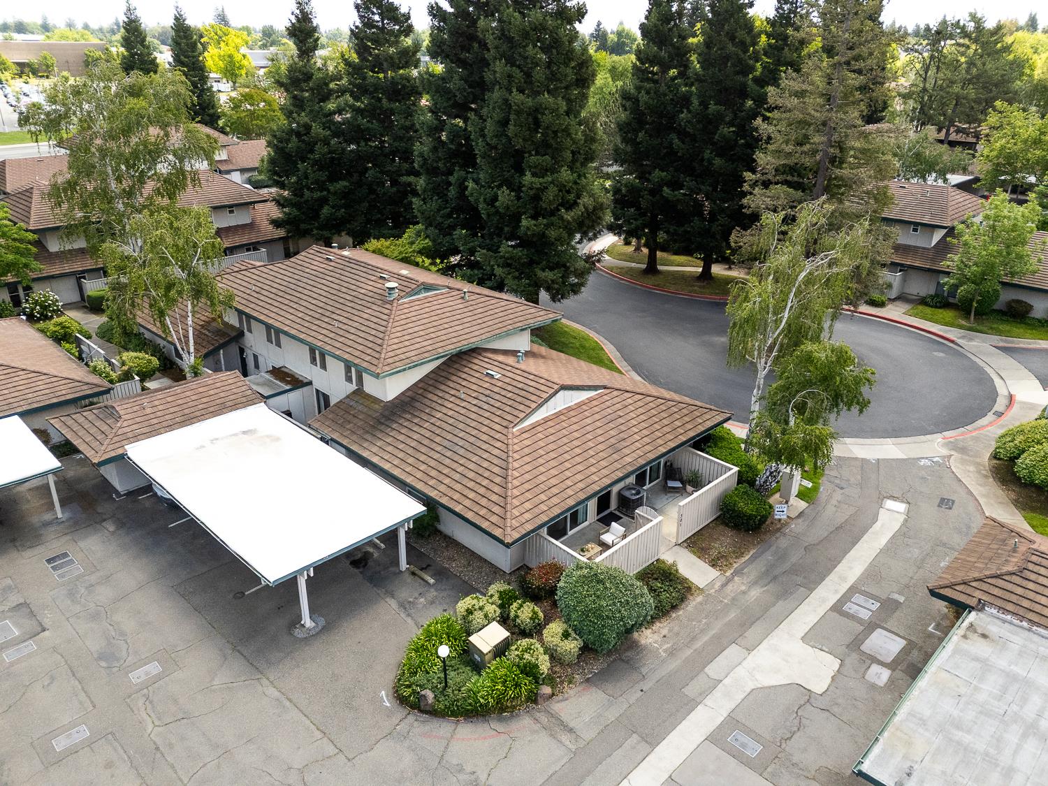 301 Roundtree Court