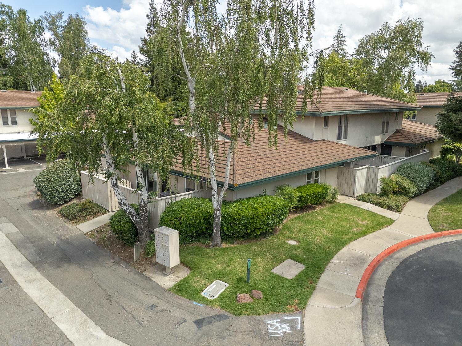 301 Roundtree Court