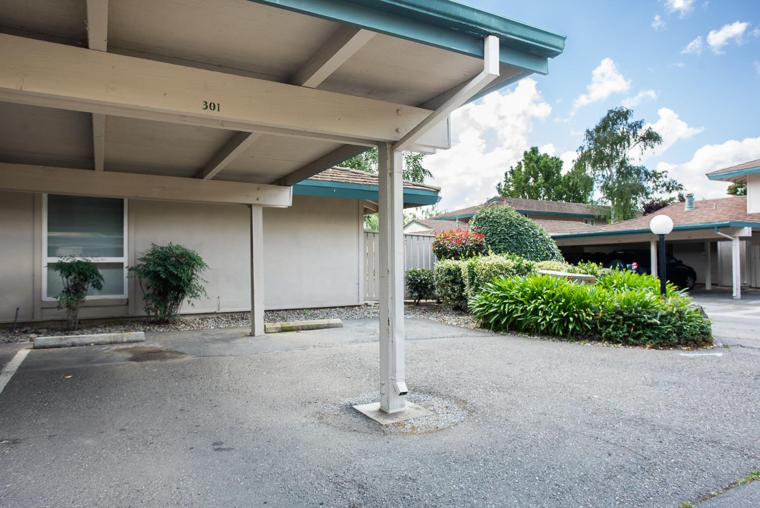 301 Roundtree Court
