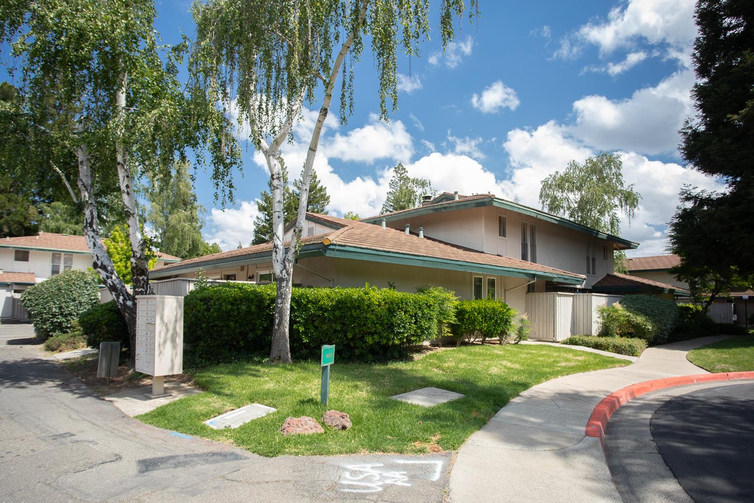 301 Roundtree Court