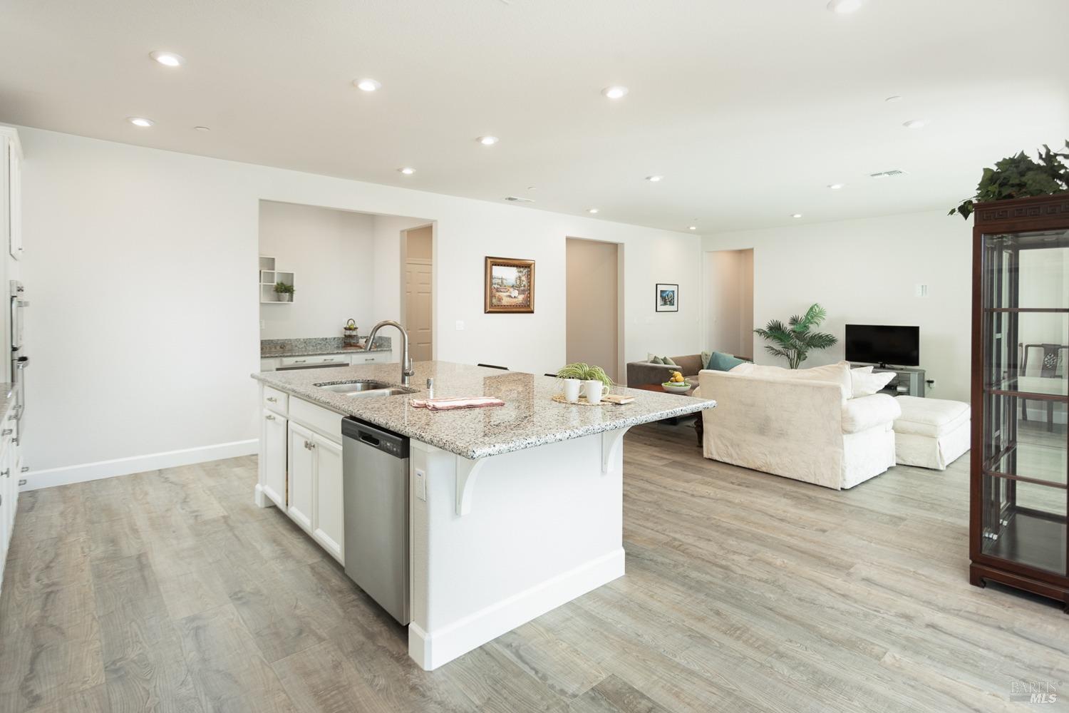 1210 Tufts Lane