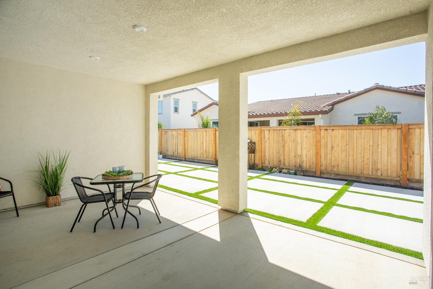 1210 Tufts Lane