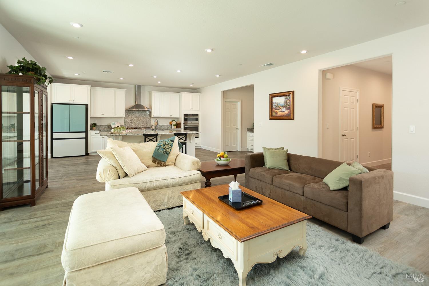 1210 Tufts Lane