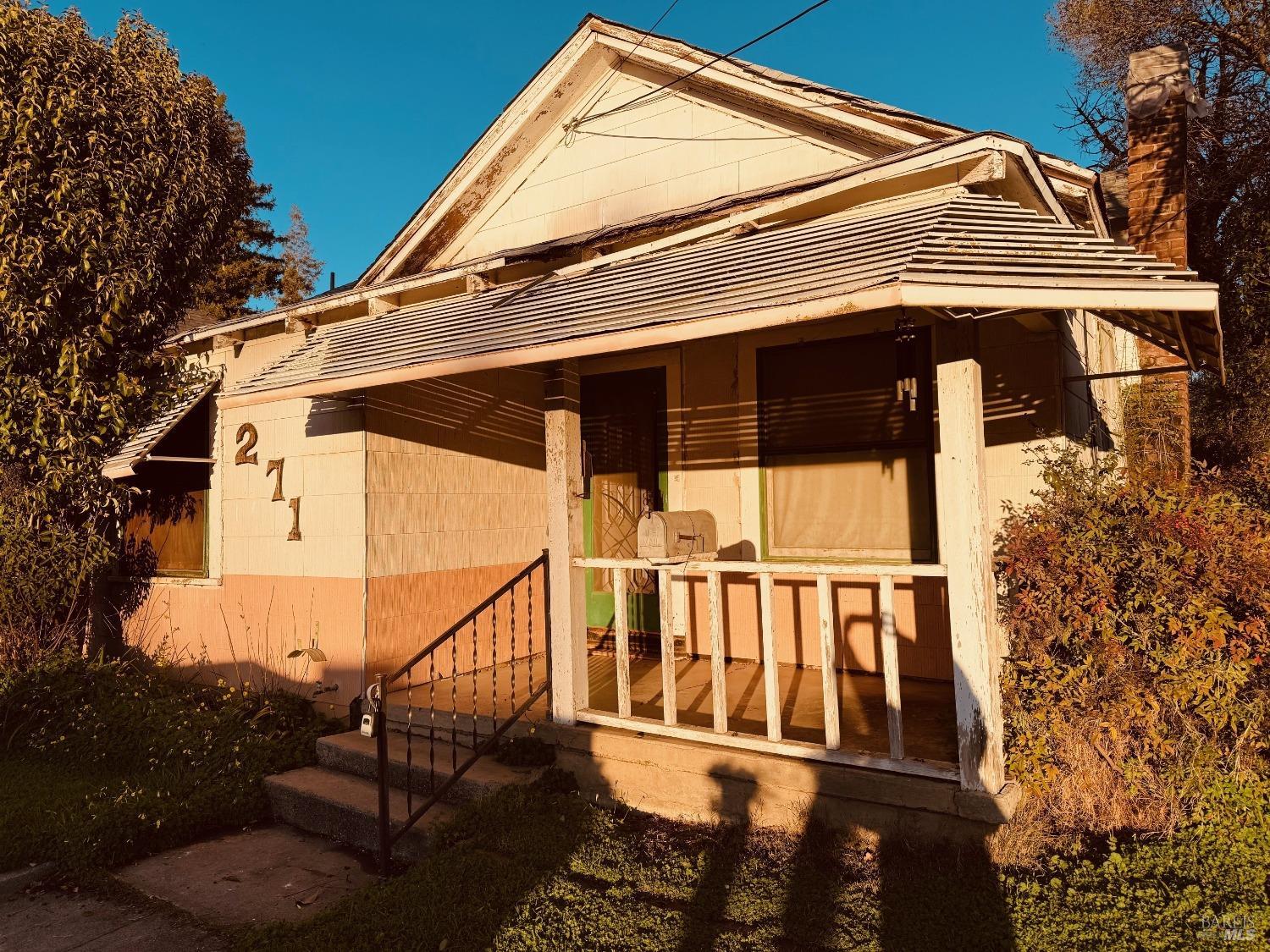 271 S 3rd Street