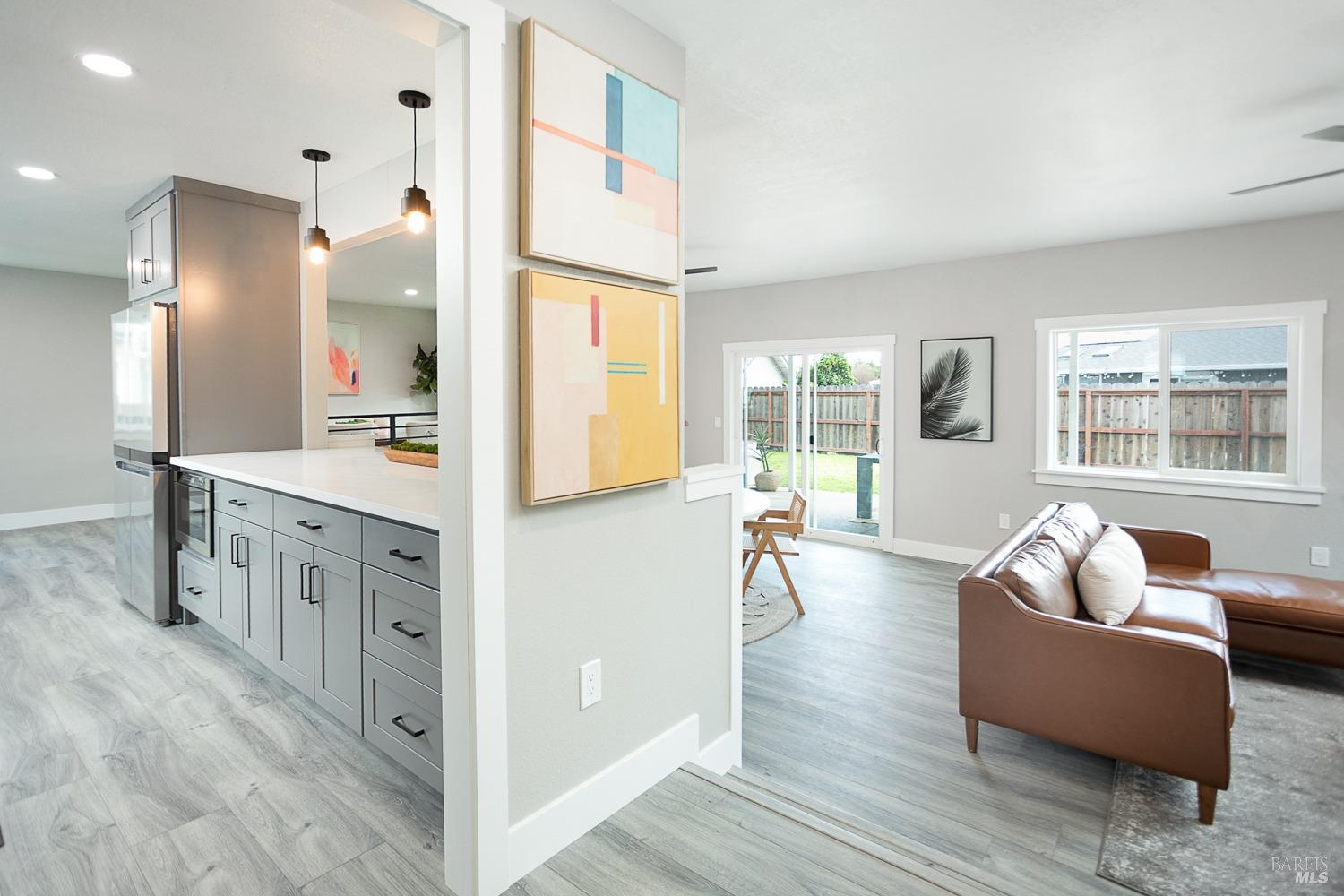 905 N Lincoln Street