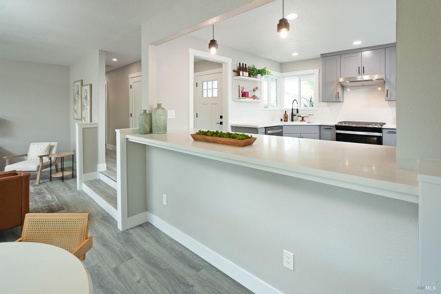 905 N Lincoln Street