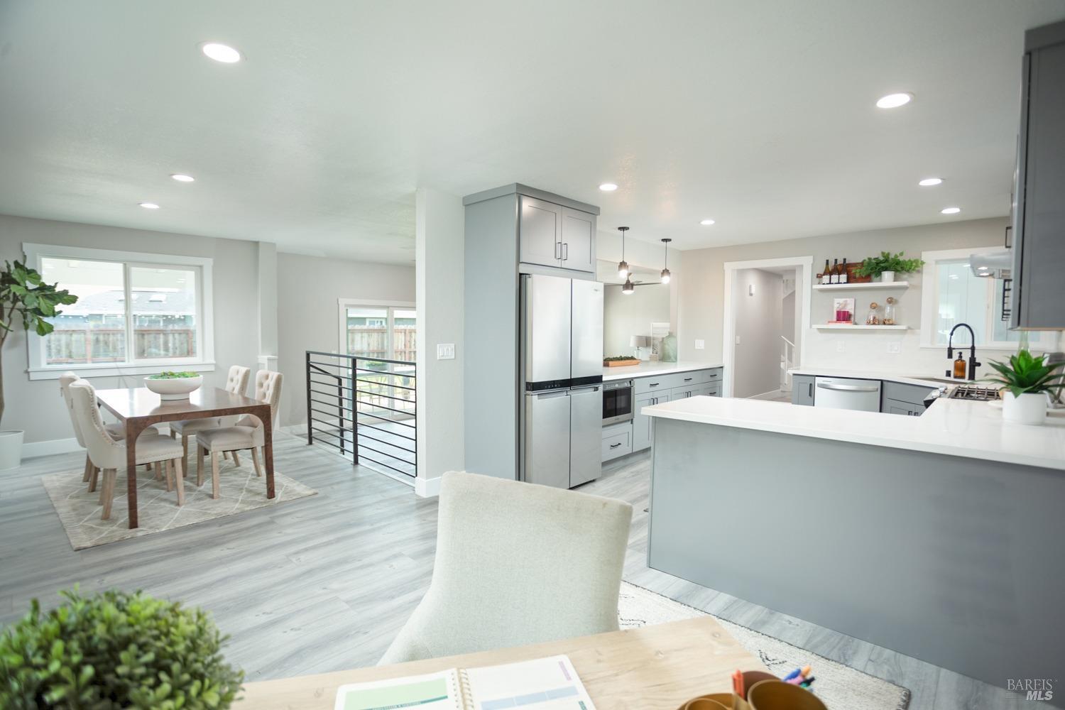 905 N Lincoln Street