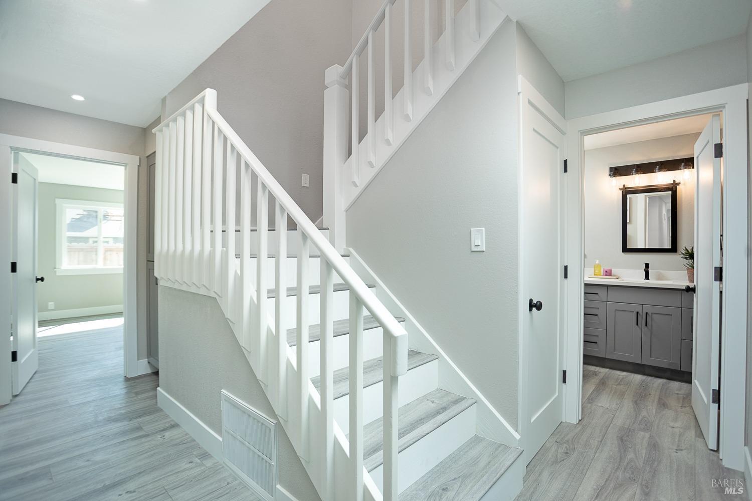 905 N Lincoln Street