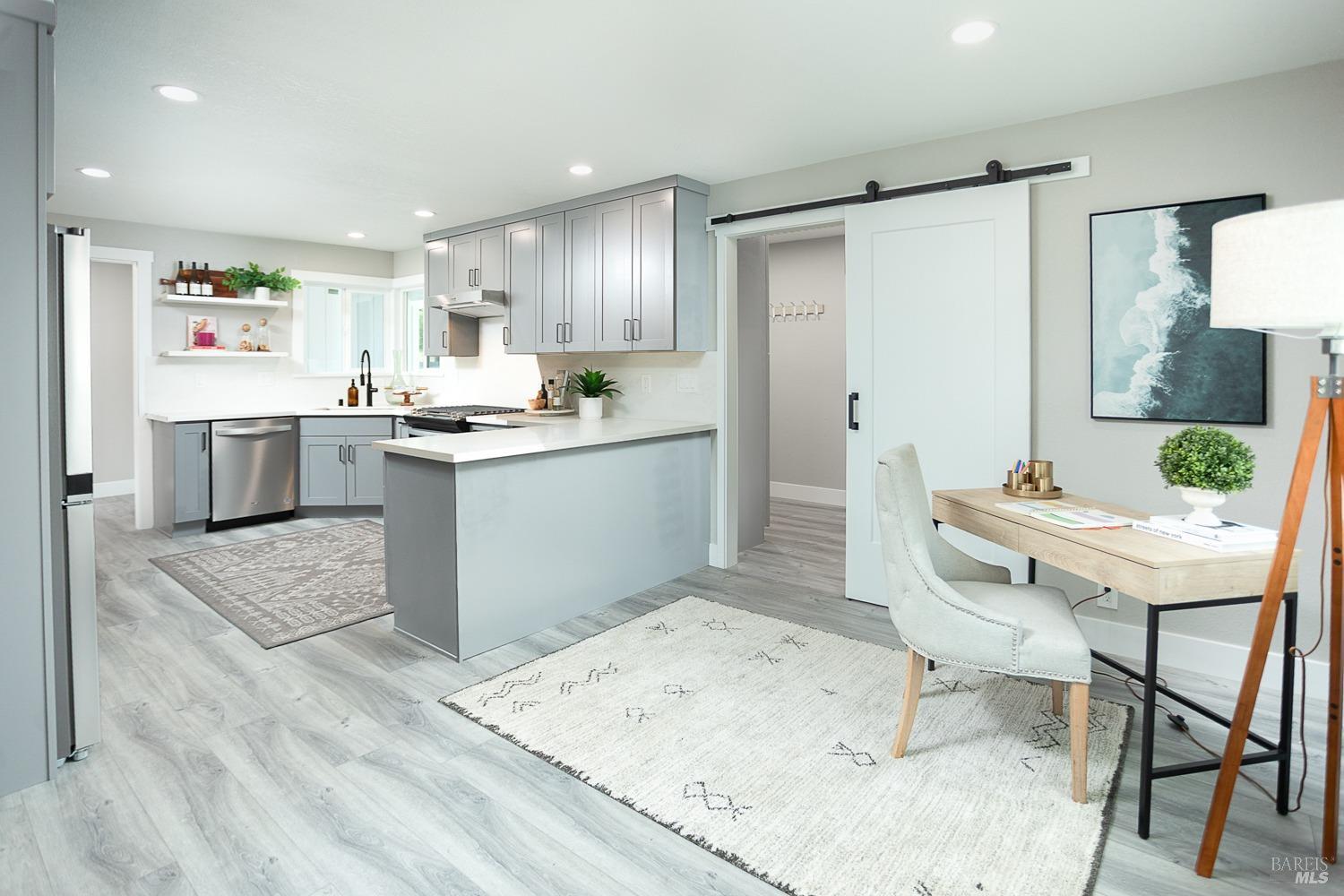 905 N Lincoln Street