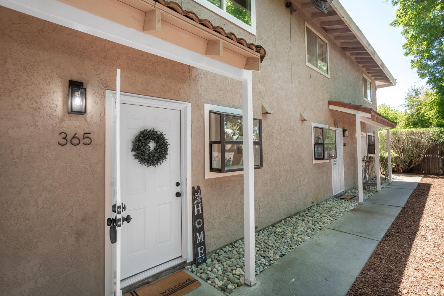 361 S 2nd Street Dixon Ca 95620 325056685