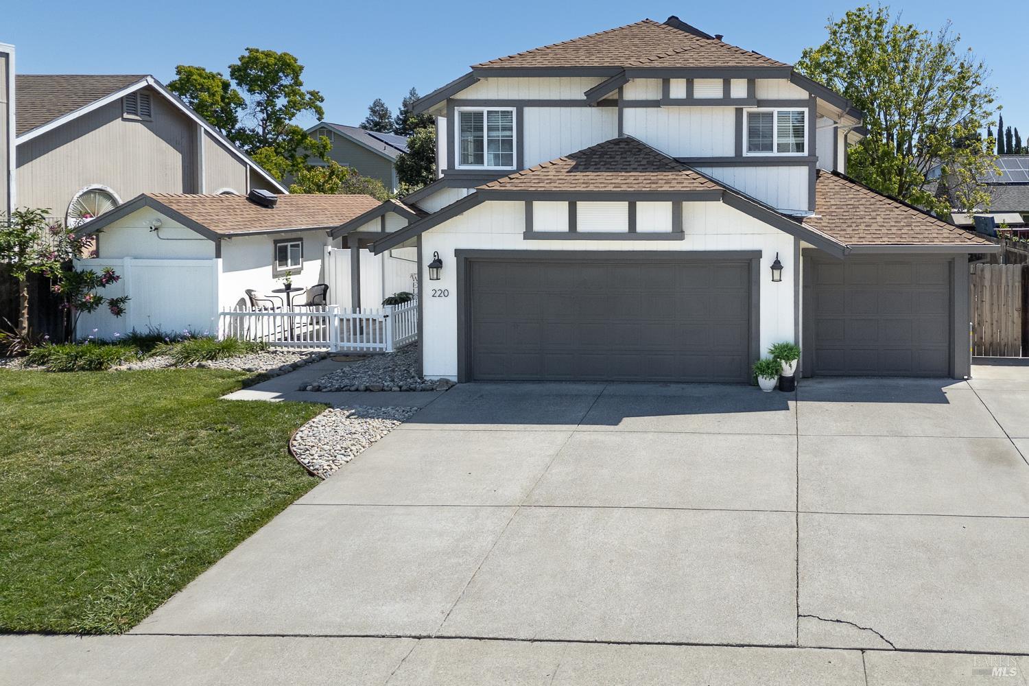 220 Foster Lane