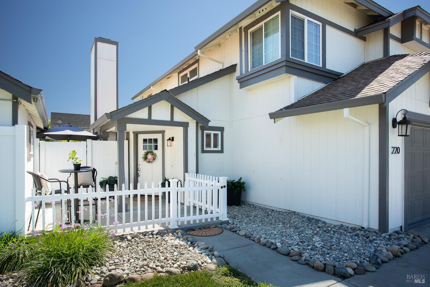 220 Foster Lane