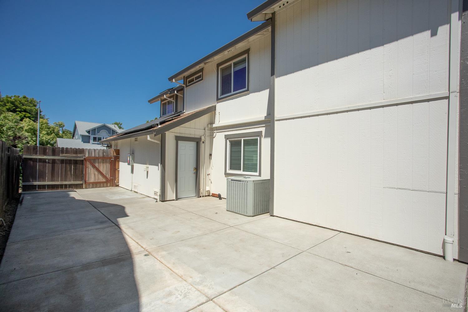220 Foster Lane