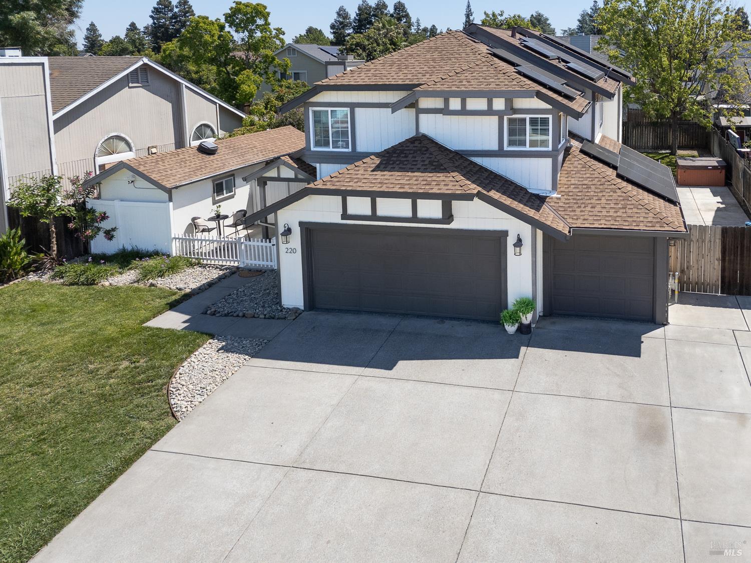 220 Foster Lane
