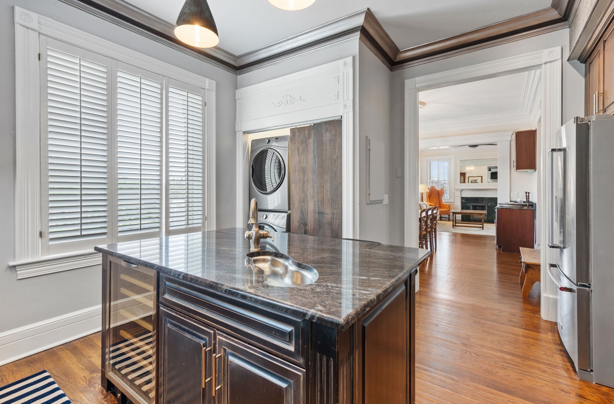 3626 West End Ave Unit: 201