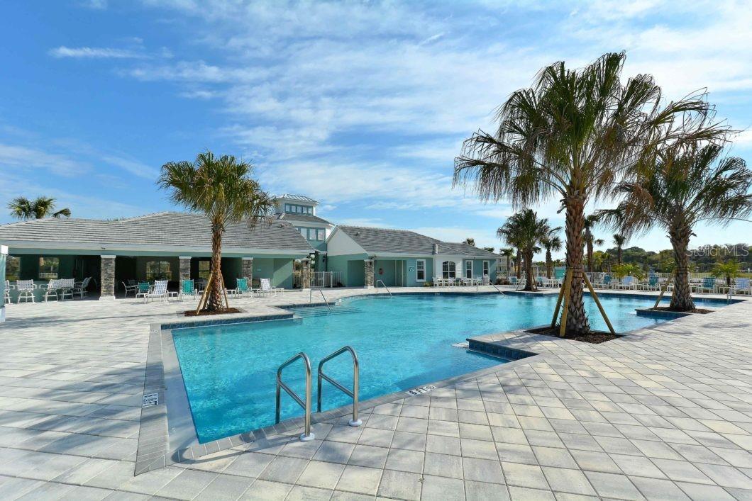 4011 COUNTRY WOOD PL