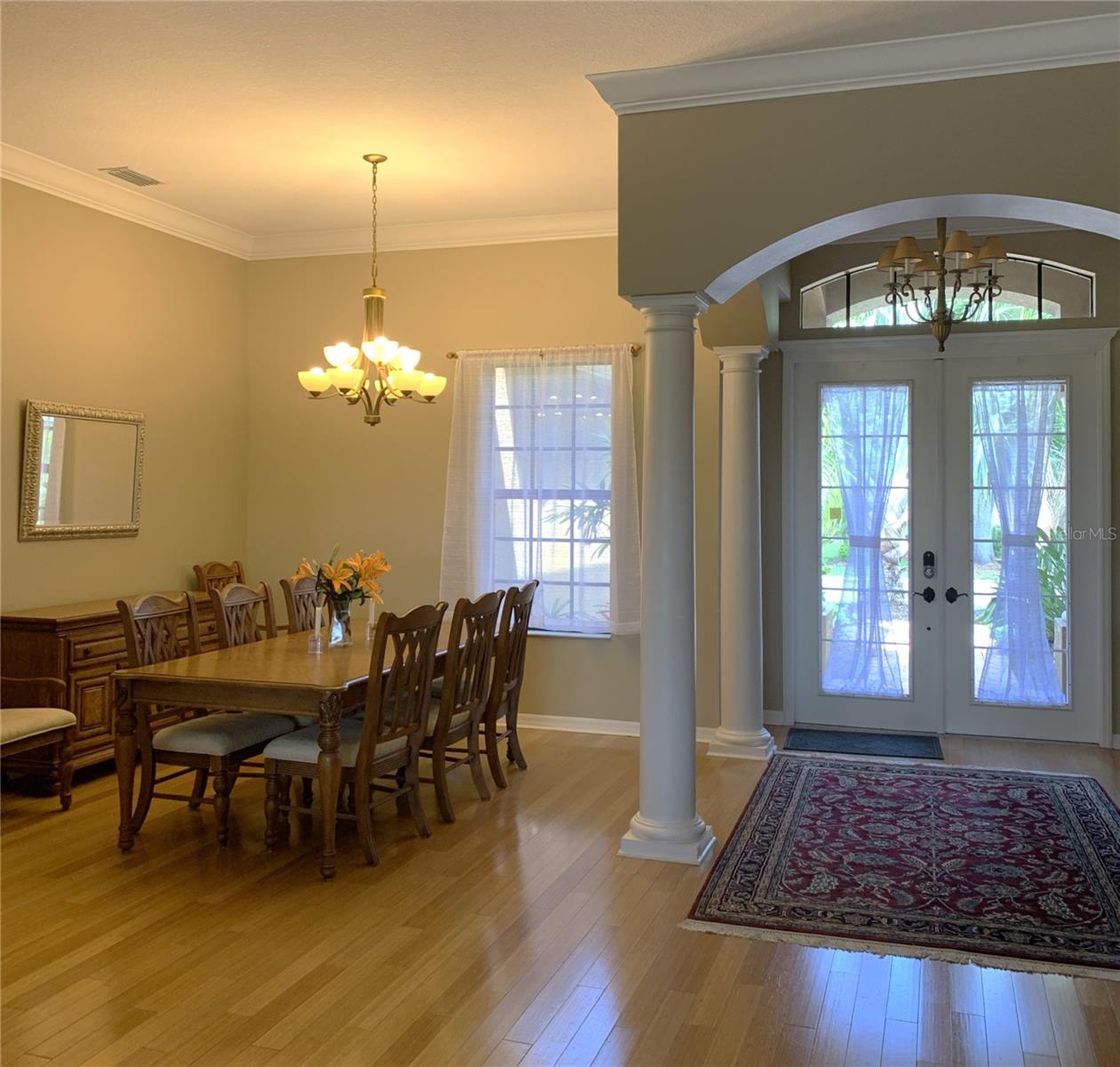 6828 HONEYSUCKLE TRL