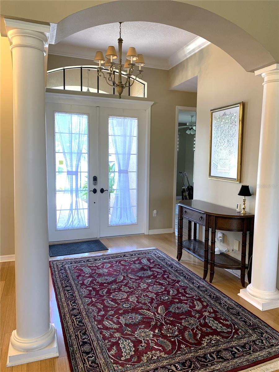 6828 HONEYSUCKLE TRL