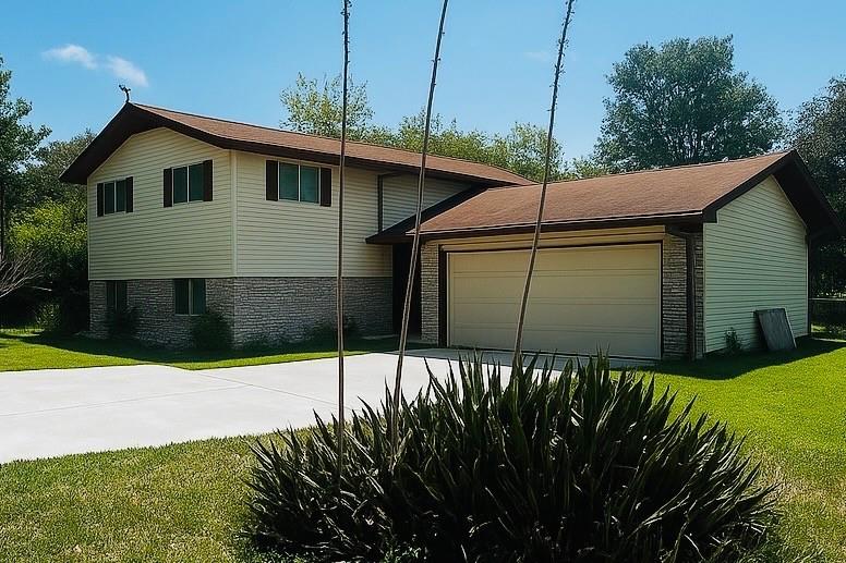 6005 Walnut Hills DR