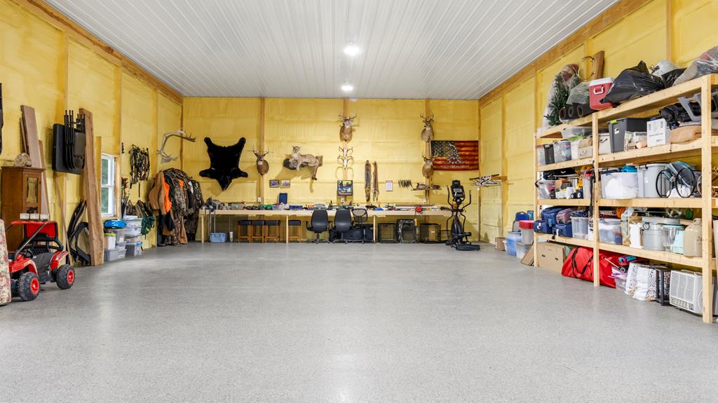 8423 Lower Lake Road