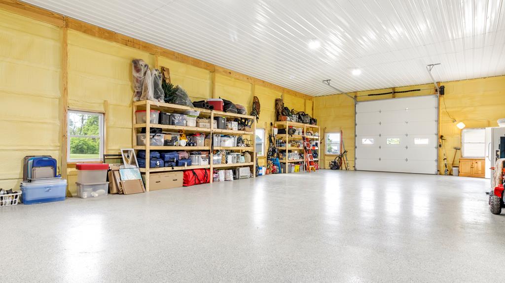 8423 Lower Lake Road