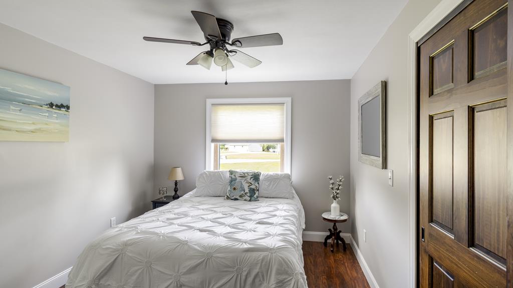 8423 Lower Lake Road