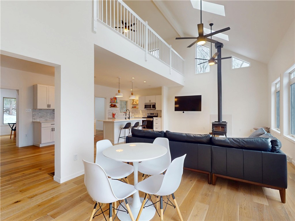 3809 Severne On Seneca