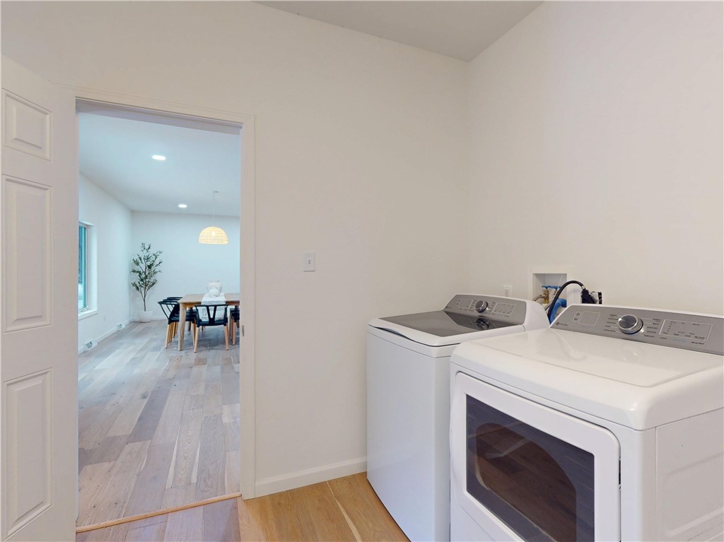 3809 Severne On Seneca