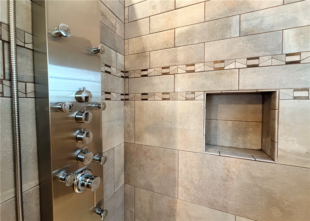 10712 B Skyline Drive B